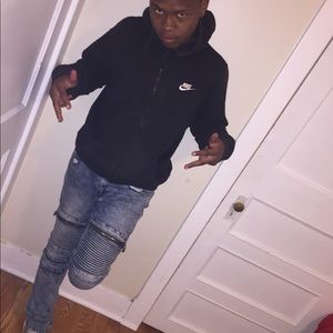 Meet your Posher, Lloyd